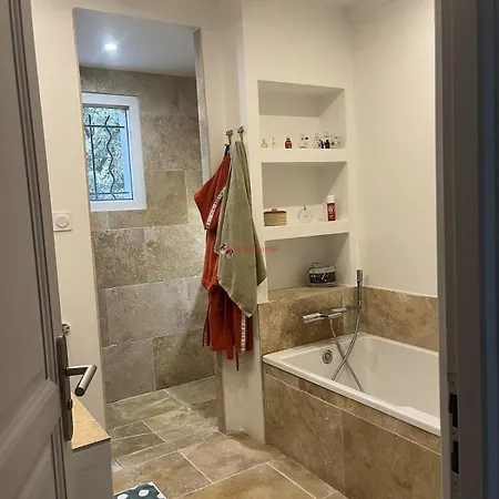 Villa Provencale Avec Piscine - Proche Uzes Arpaillargues-et-Aureillac